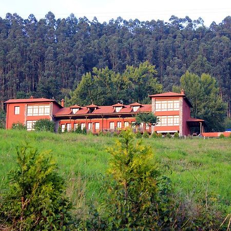 Escuelas De Fuentes Villaviciosa  Luaran gambar