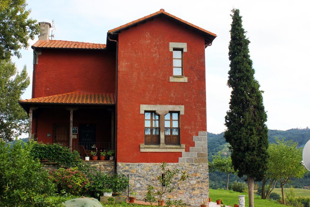 Escuelas De Fuentes Villaviciosa  Luaran gambar